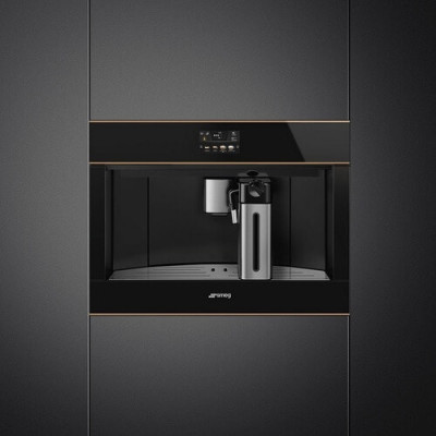Кавомашина автоматична SMEG CMS4604NR Кавомашина автоматична SMEG CMS4604NR